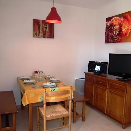 Domaene Mit Jacuzzi By Interhome