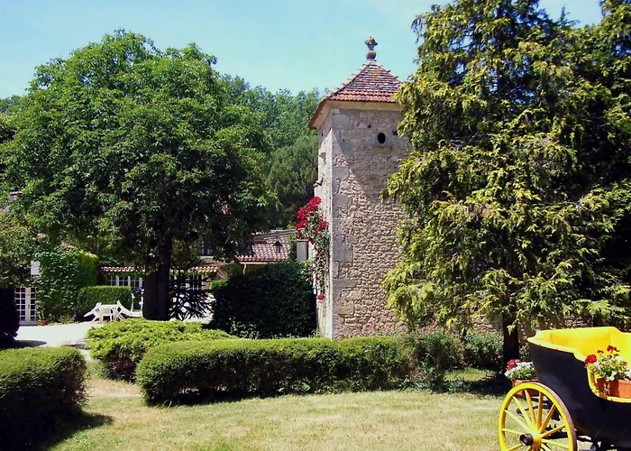 Domaene Mit Jacuzzi By Interhome Gavaudun