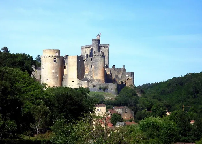 Domaene Mit Jacuzzi By Interhome 度假居