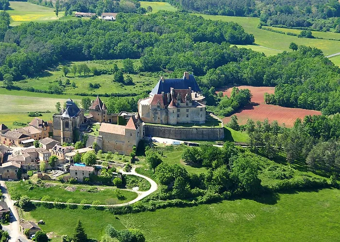 Domaene Mit Jacuzzi By Interhome Gavaudun